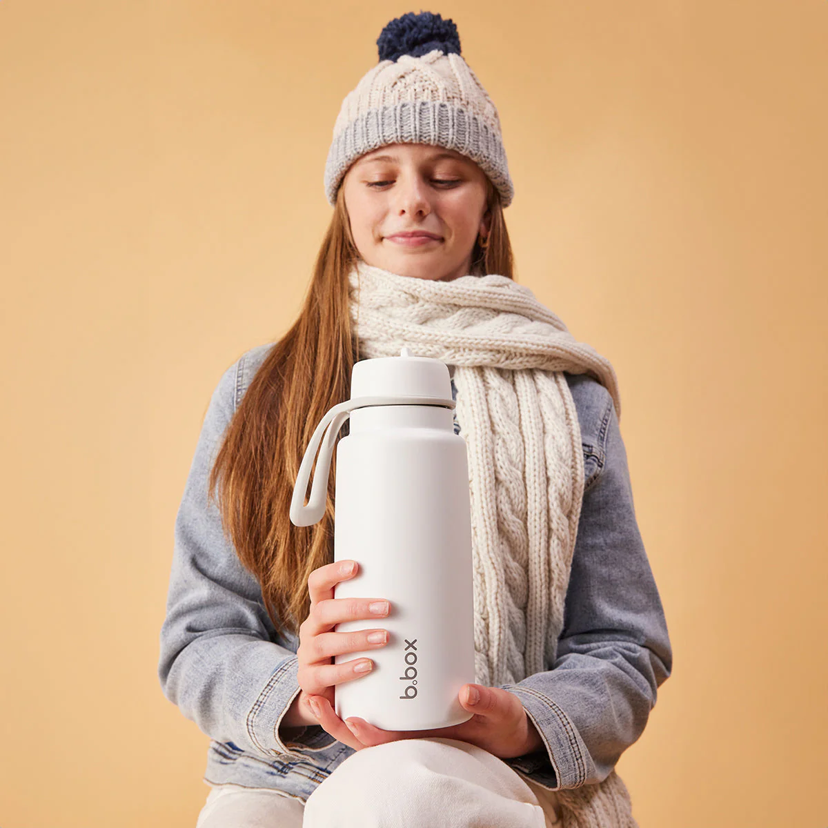 B.Box Hydratio Insulated Flip Top Bottle White Out 1L - Image 3