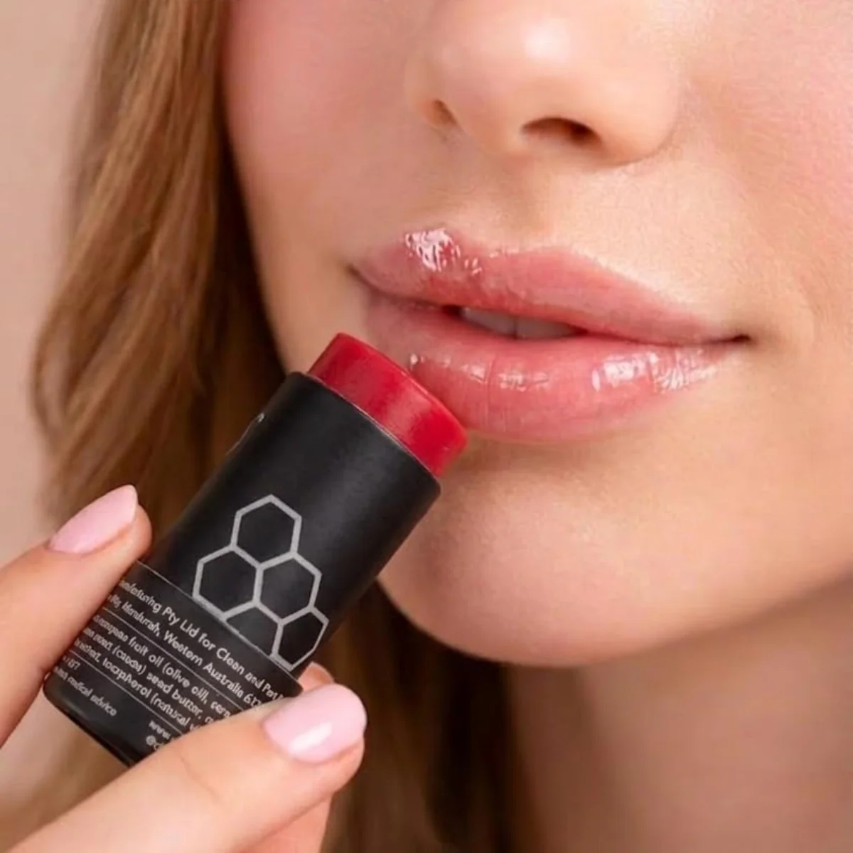Clean & Pure Lip Balm Tinted Strawberry 6g - Image 4
