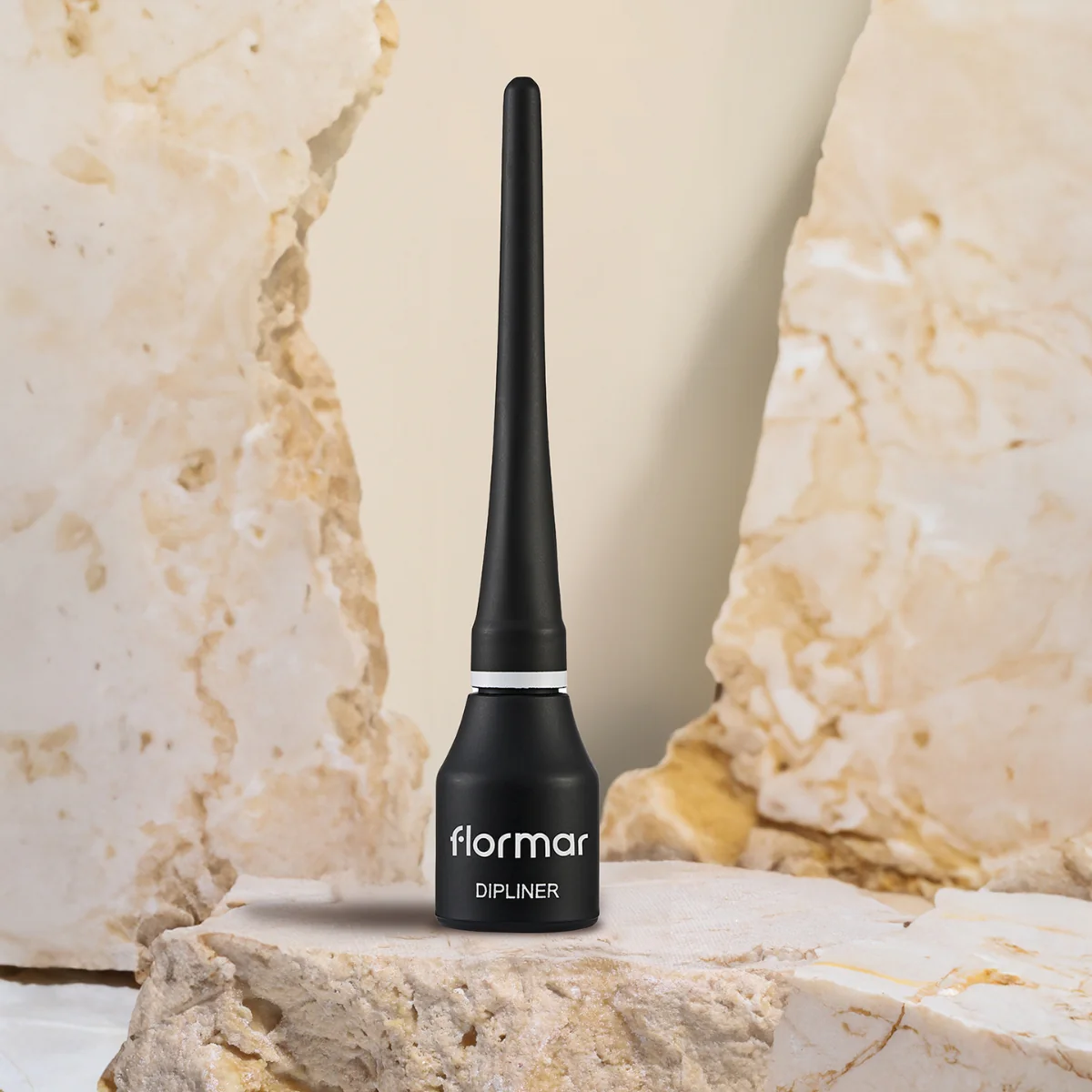 Flormar Dipliner 01 Black 3.5ml - Image 4
