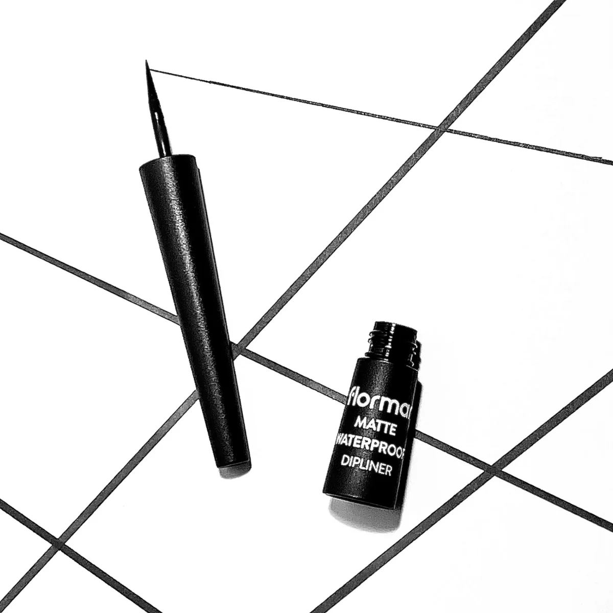 Flormar Matte Waterproof Dipliner Black 2.5ml - Image 4