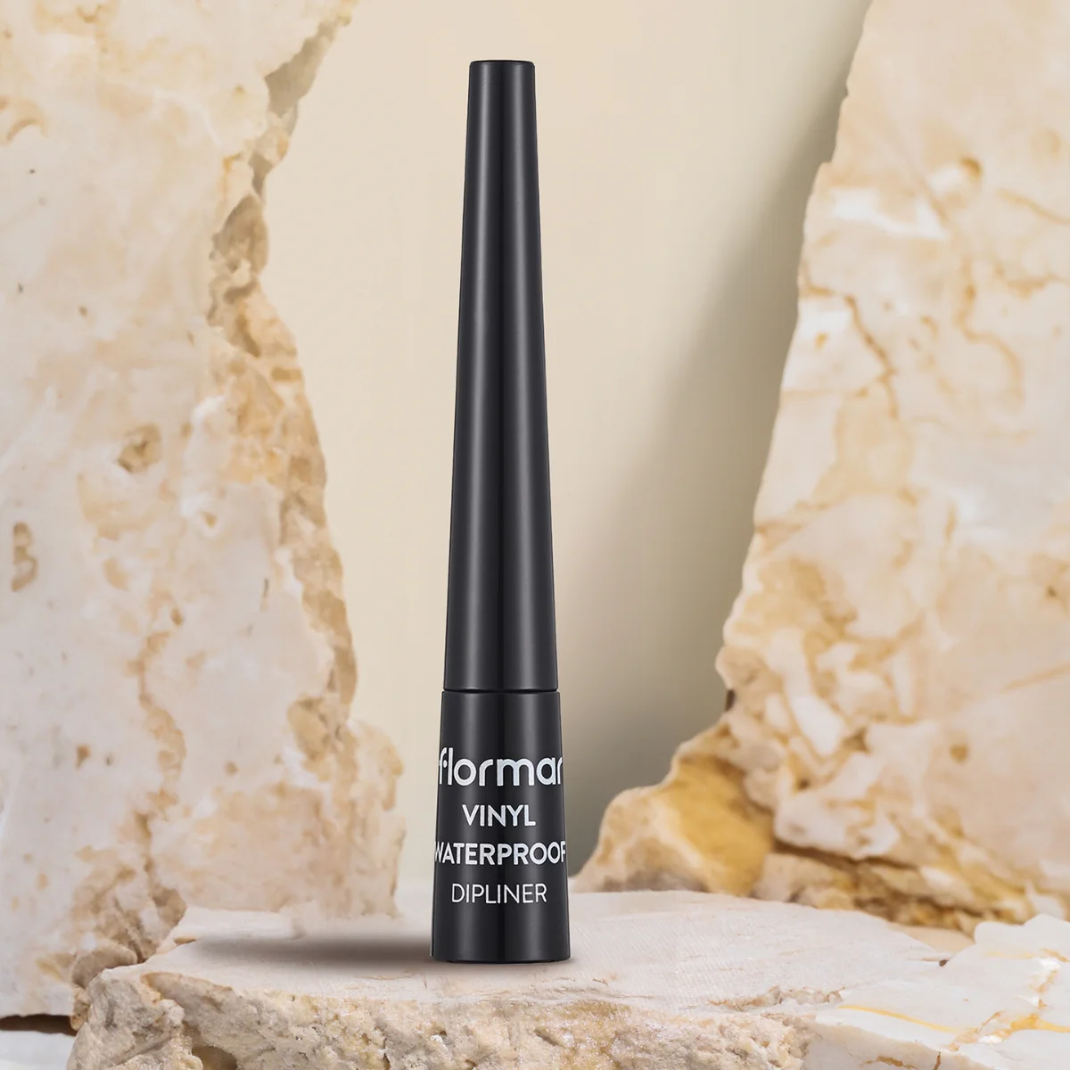 Flormar Vinyl Waterproof Dipliner Black 2.5ml - Image 5