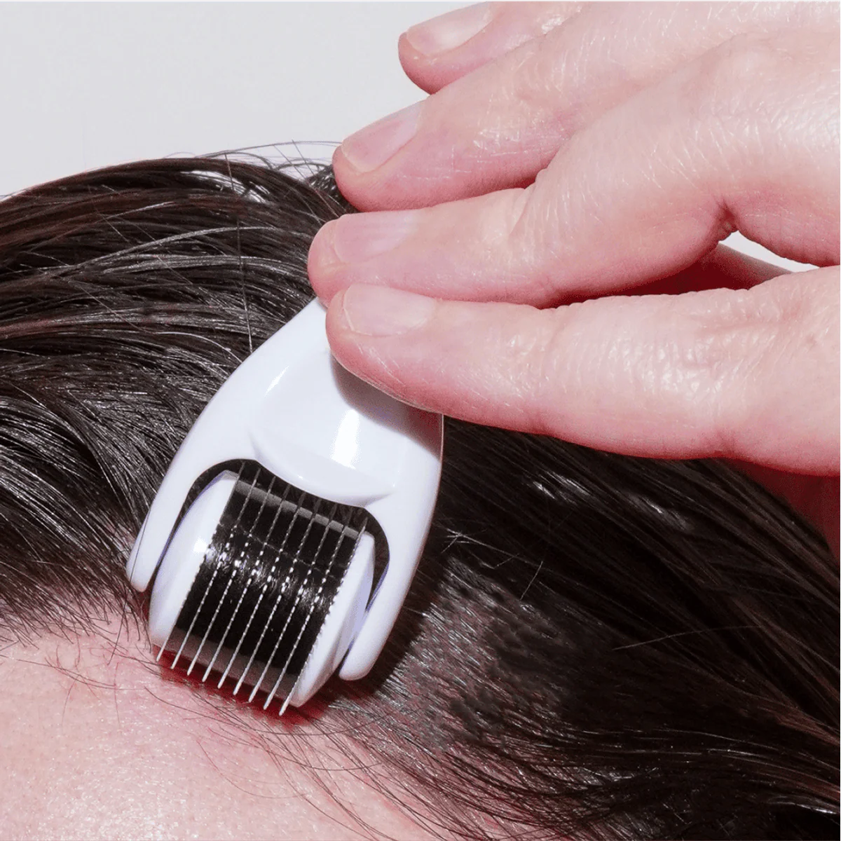 Growth Bomb Scalp Invigorating Derma Roller - Image 3