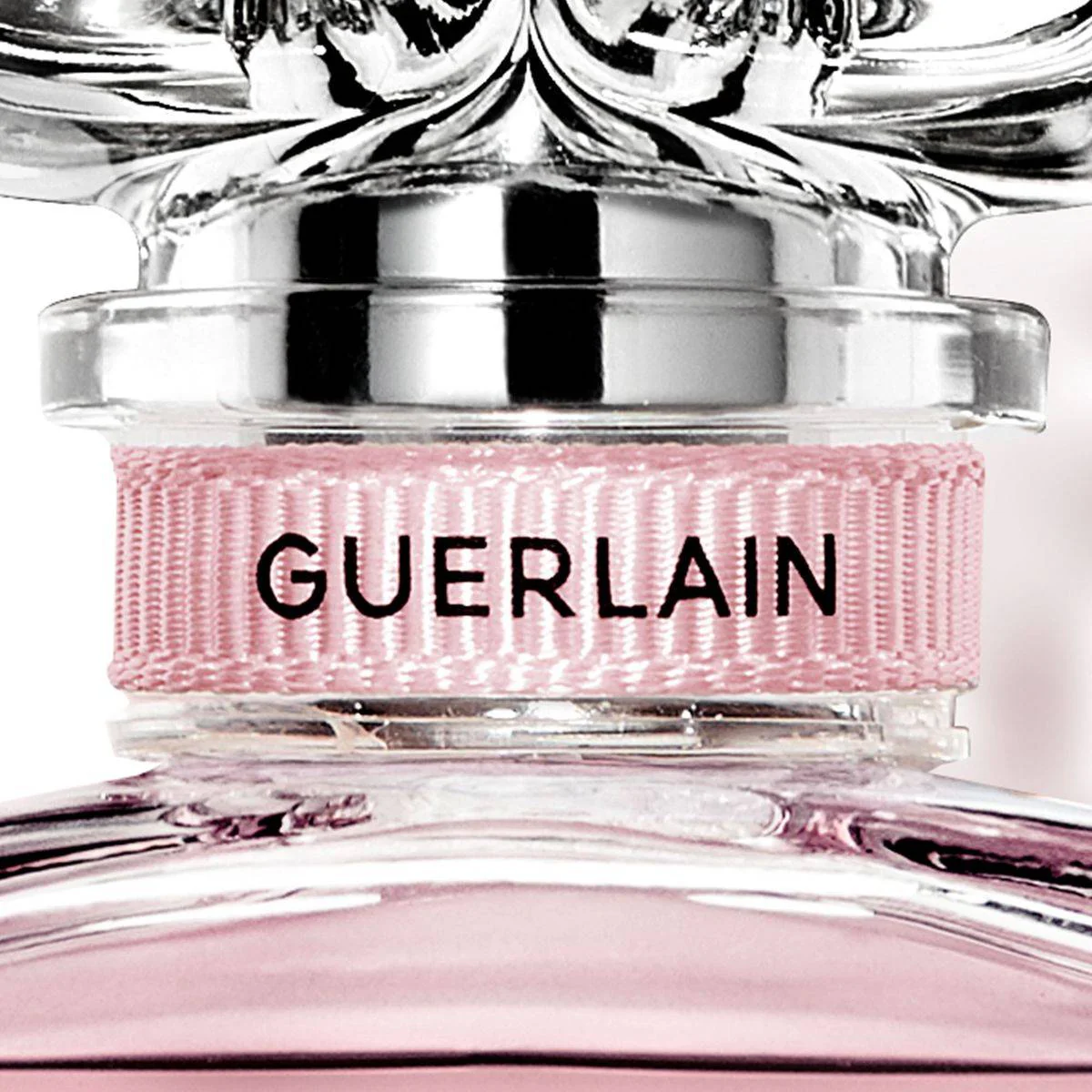 Guerlain La Petite Robe Noire Eau de Parfum 100ml - Image 2