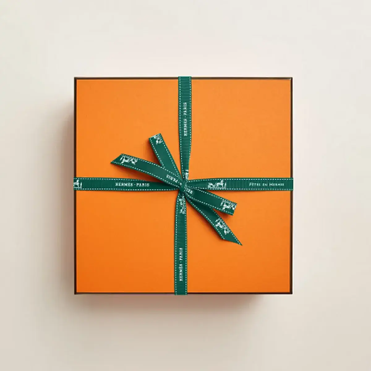 Hermes Un Jardin Sur Le Nil Eau de Toilette 100ml + Eau de Toilette 15ml + Parfum Soap 50g Gift Set - Image 3