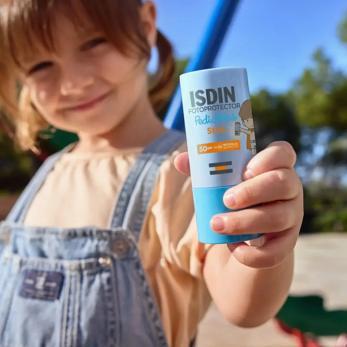Isdin Fotoprotector Pediatrics SPF50 Stick 20g - Image 2