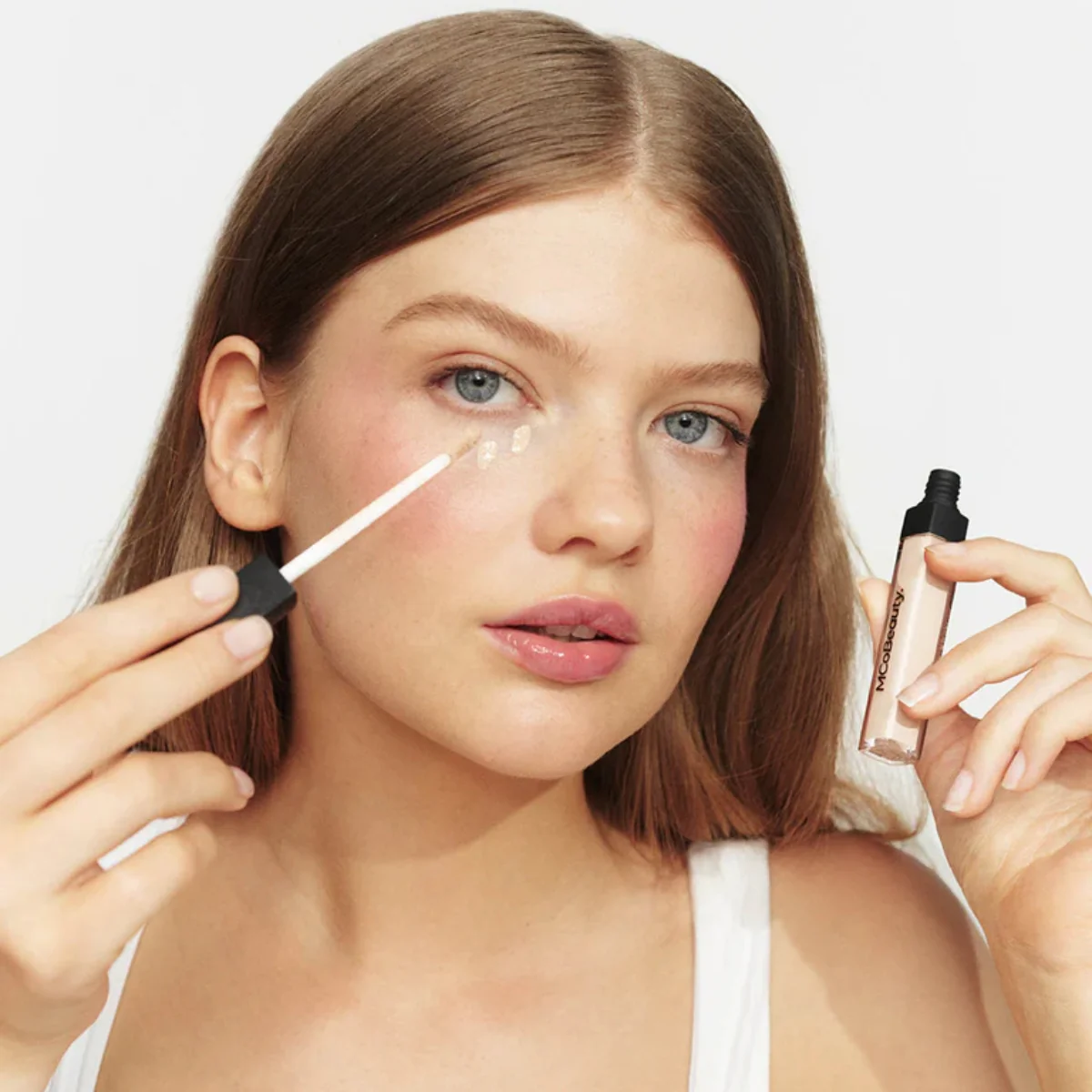 MCoBeauty Brighten & Perfect Cream Concealer Medium 1 Natural Beige - Image 2