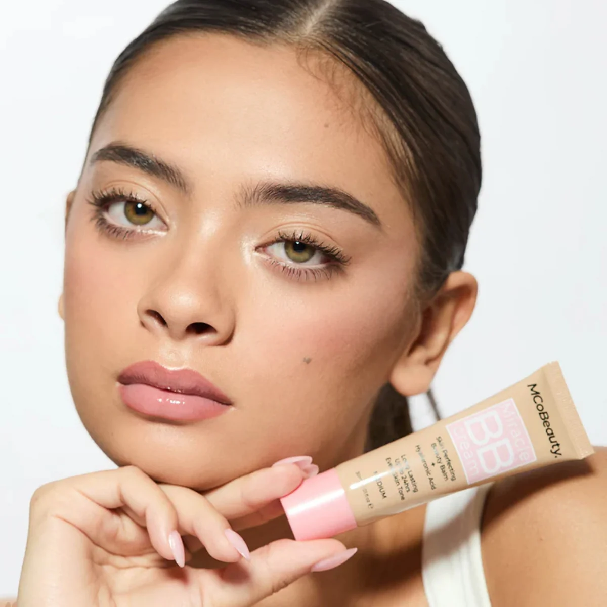 MCoBeauty Miracle BB Cream Light - Image 2