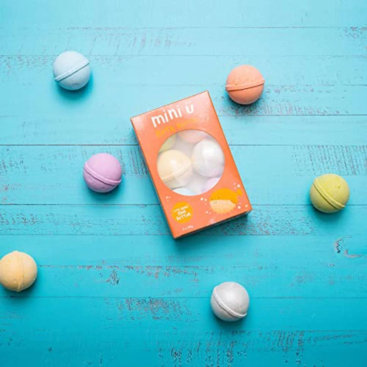 Mini U Bath Bombs with Shea Butter 50g 6 Pack - Image 4