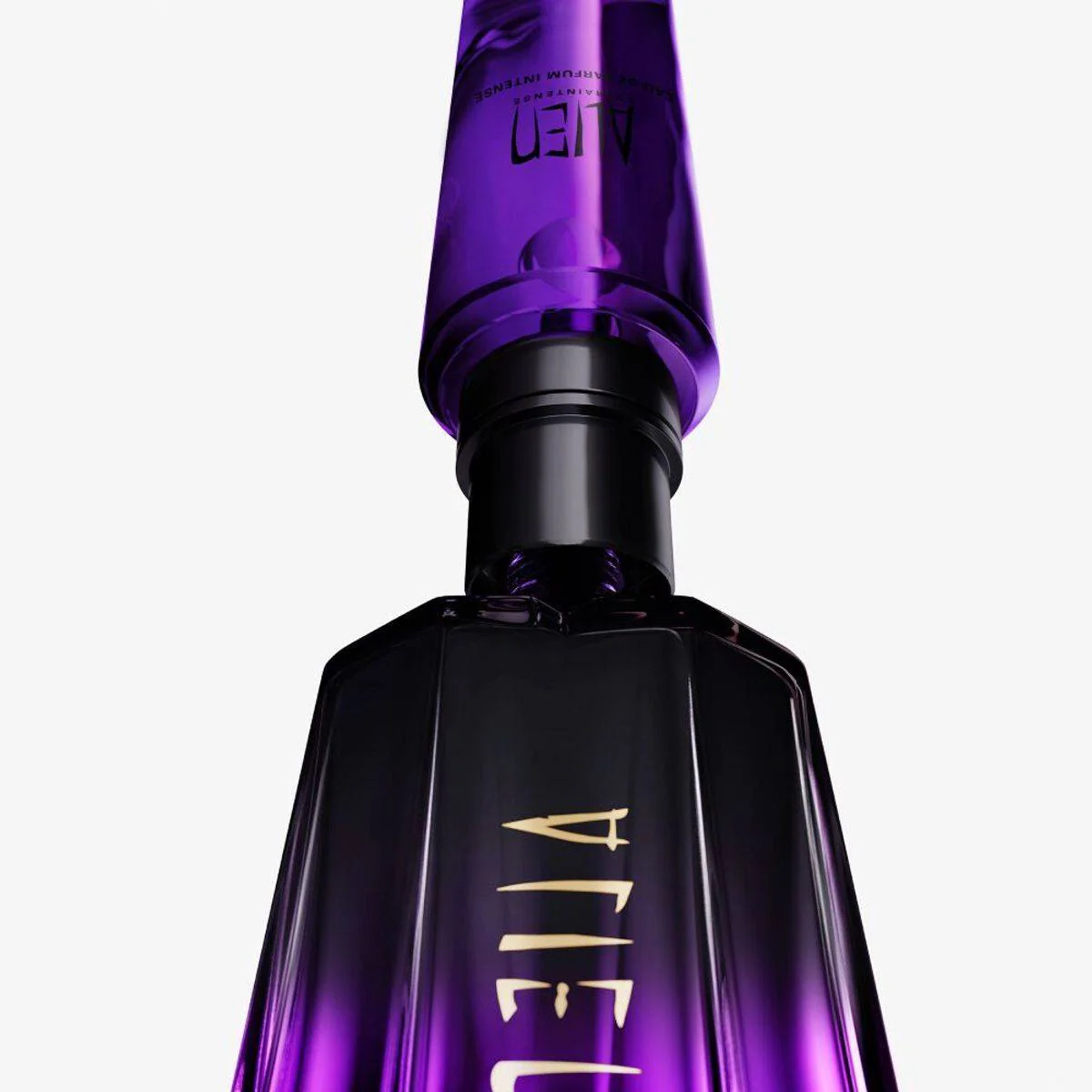 Mugler Alien Extraintense Eau de Parfum Intense 90ml Refillable - Image 4
