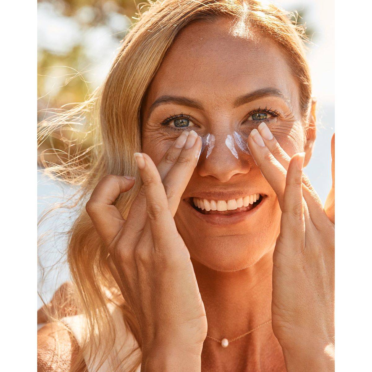 Natio Daily Protection Face Moisturiser SPF15 100g - Image 3