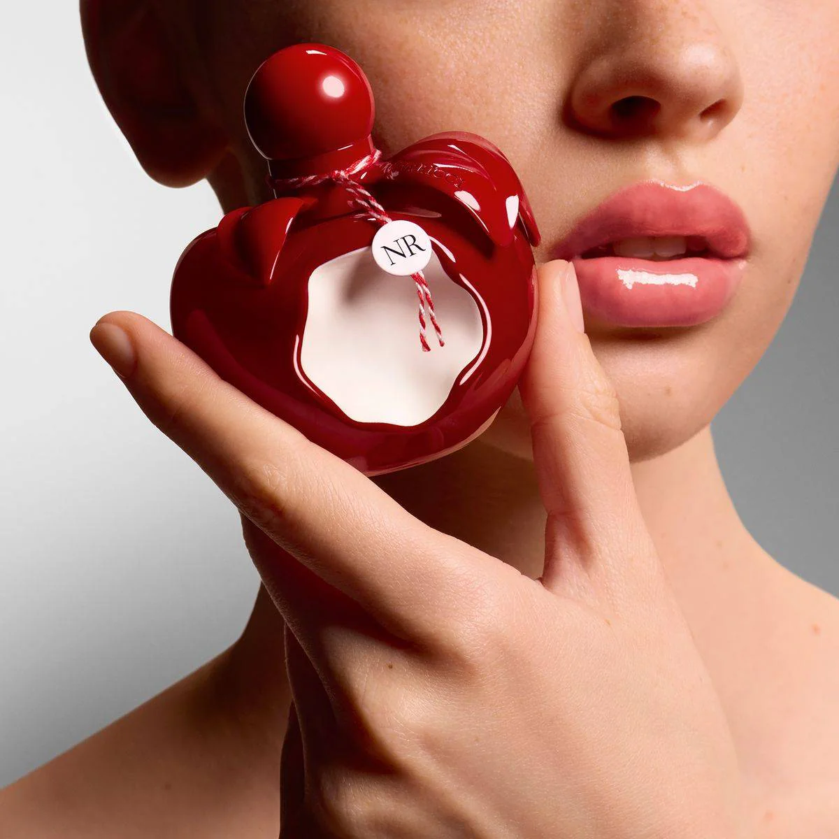 Nina Ricci Les Belles De Nina Nina Rouge Eau de Toilette 80ml - Image 3