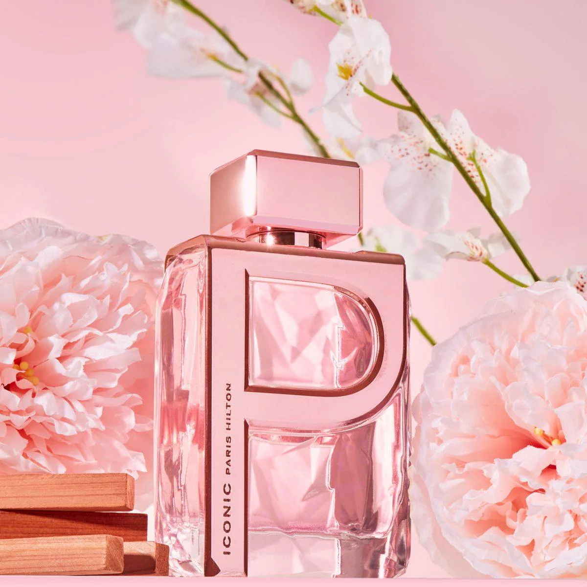 Paris Hilton Iconic Eau de Parfum 100ml - Image 2