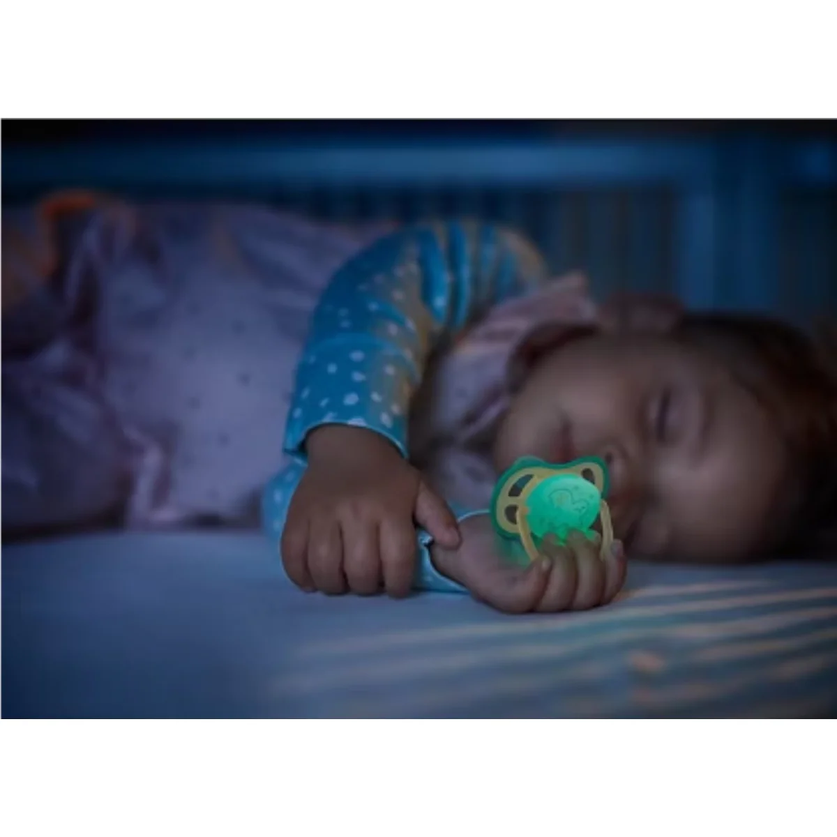 Philips Avent Ultra Air Soother Nighttime 0-6 Months Boy 2 Pack - Image 4