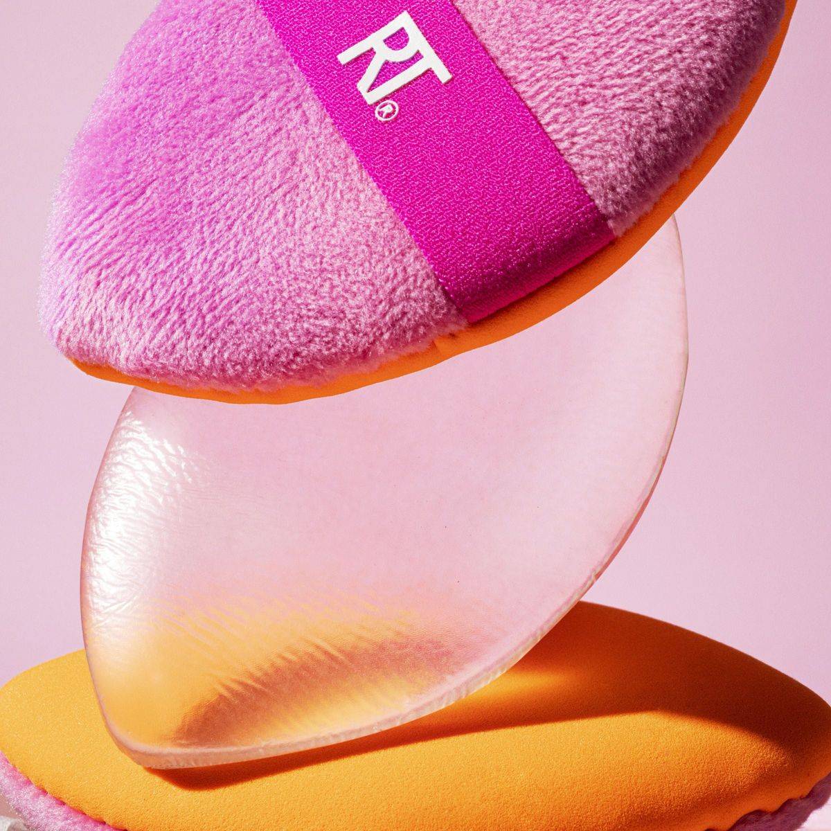 Real Techniques Miracle 2 in 1 Powder Puff Duo - Image 2