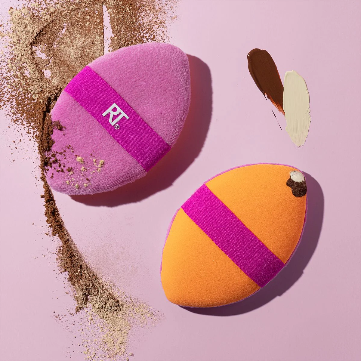 Real Techniques Miracle 2 in 1 Powder Puff Duo - Image 7