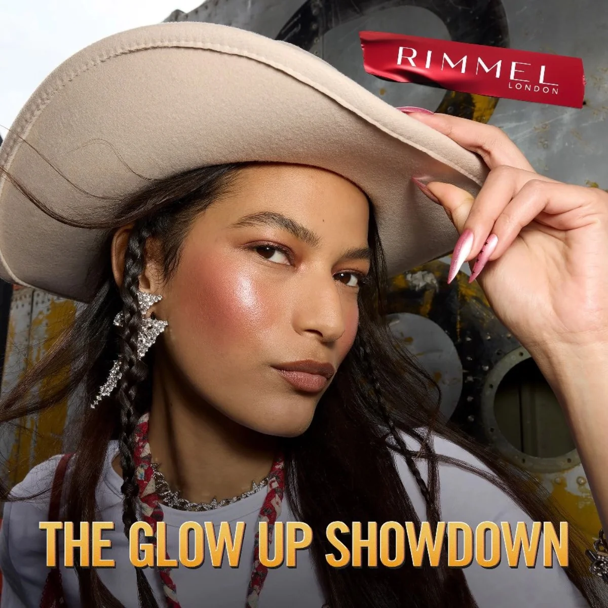 Rimmel Multi Tasker Turbocharged Glow Liquid Illuminator 005 Iconic As Usual - Image 6