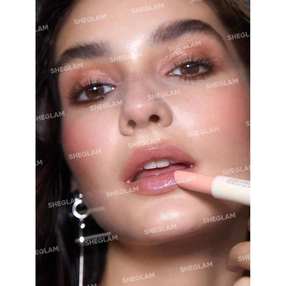 Sheglam Pout Perfect Shimmer Lip Plumper Sugar Crystal 2g - Image 6