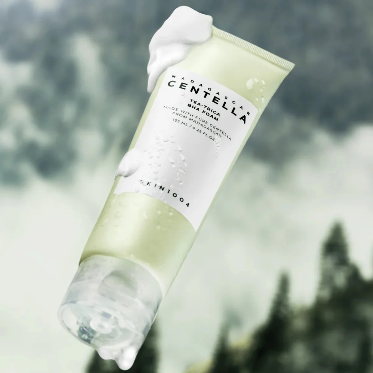 Skin1004 Madagascar Centella Tea Trica BHA Foam 125ml - Image 4