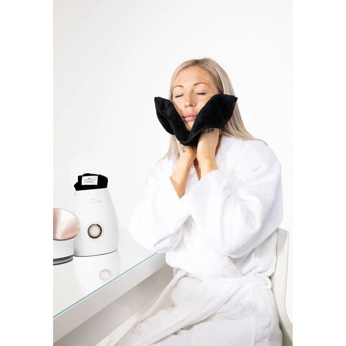 Stylpro 4-In-1 Facial Steamer Rose Gold - Image 4