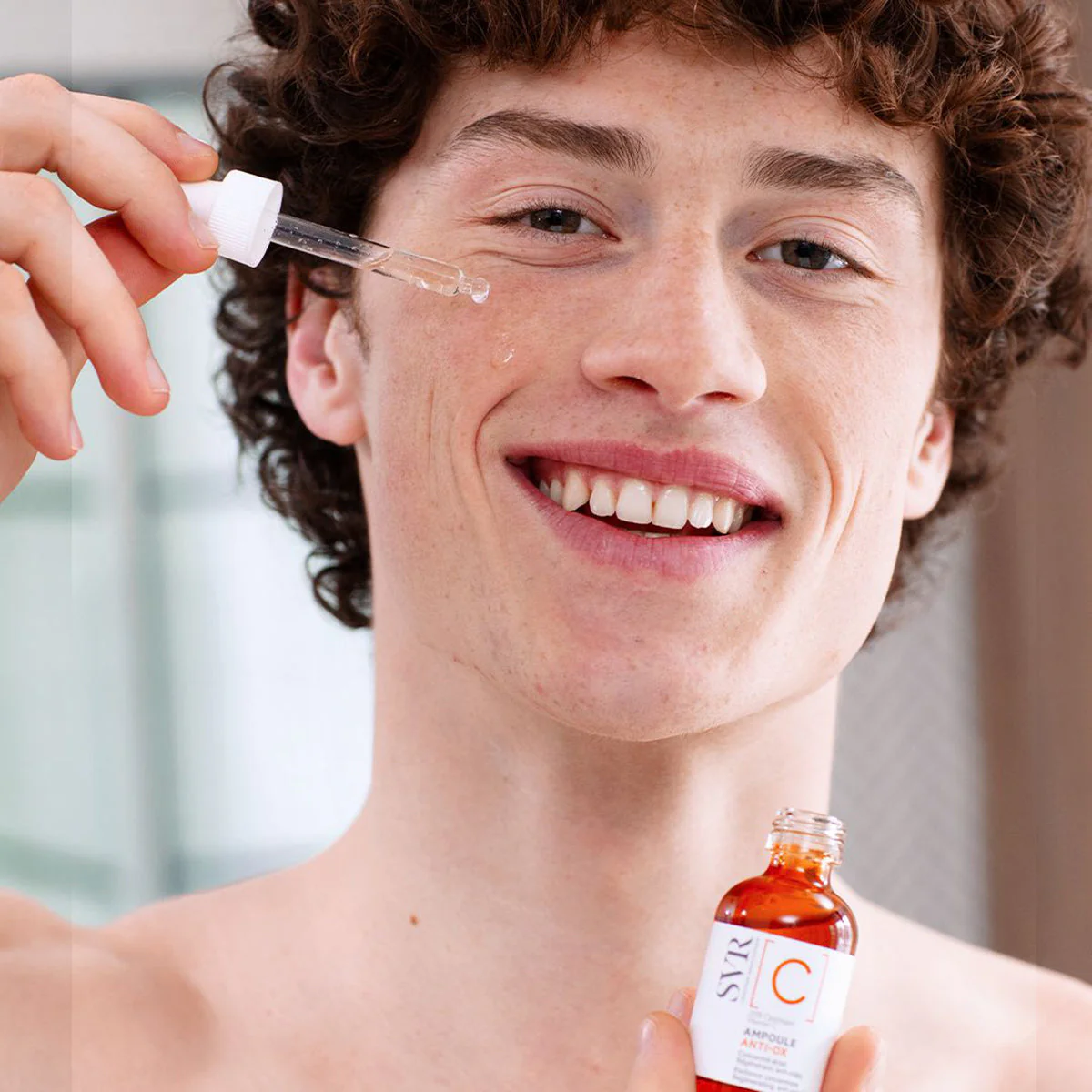 SVR Vitamin C Anti Ox Radiance Concentrate Ampoule 30ml - Image 3