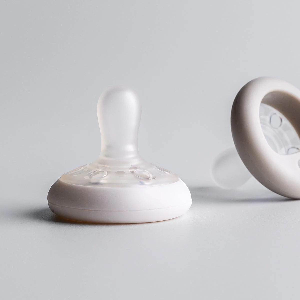 Tommee Tippee Breast Like Orthodontic Soother 0-6 Months 2 Pieces - Image 6