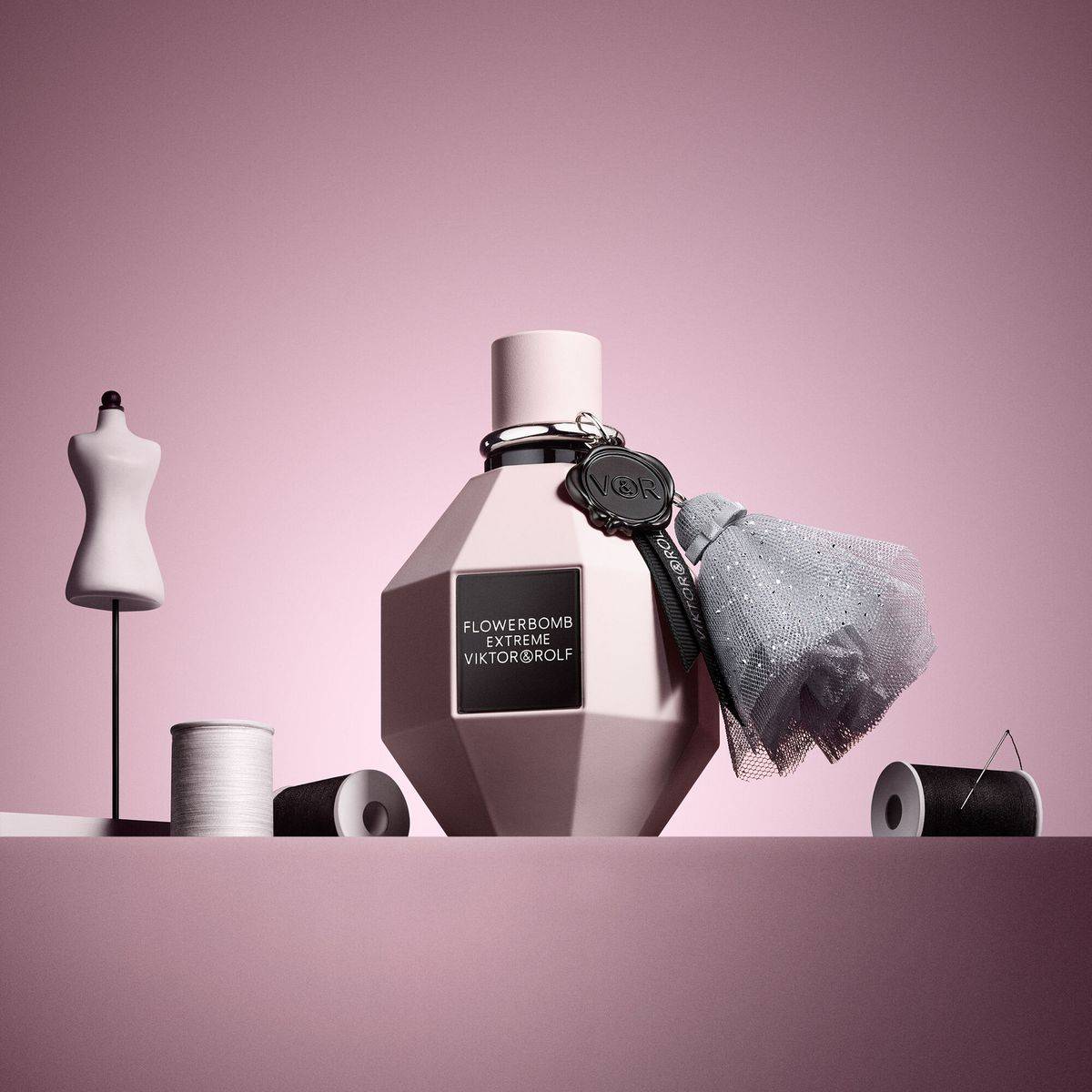 Viktor & Rolf Flowerbomb Extreme Eau de Parfum Intense 100ml - Image 3