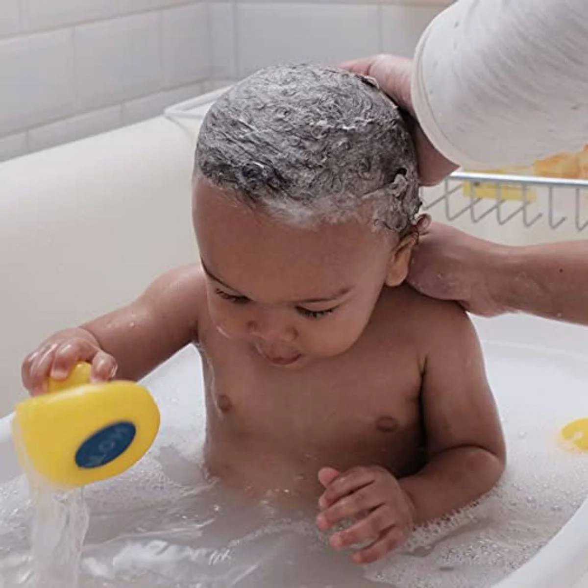 Weleda Baby Calendula Body Wash & Shampoo 200ml - Image 5