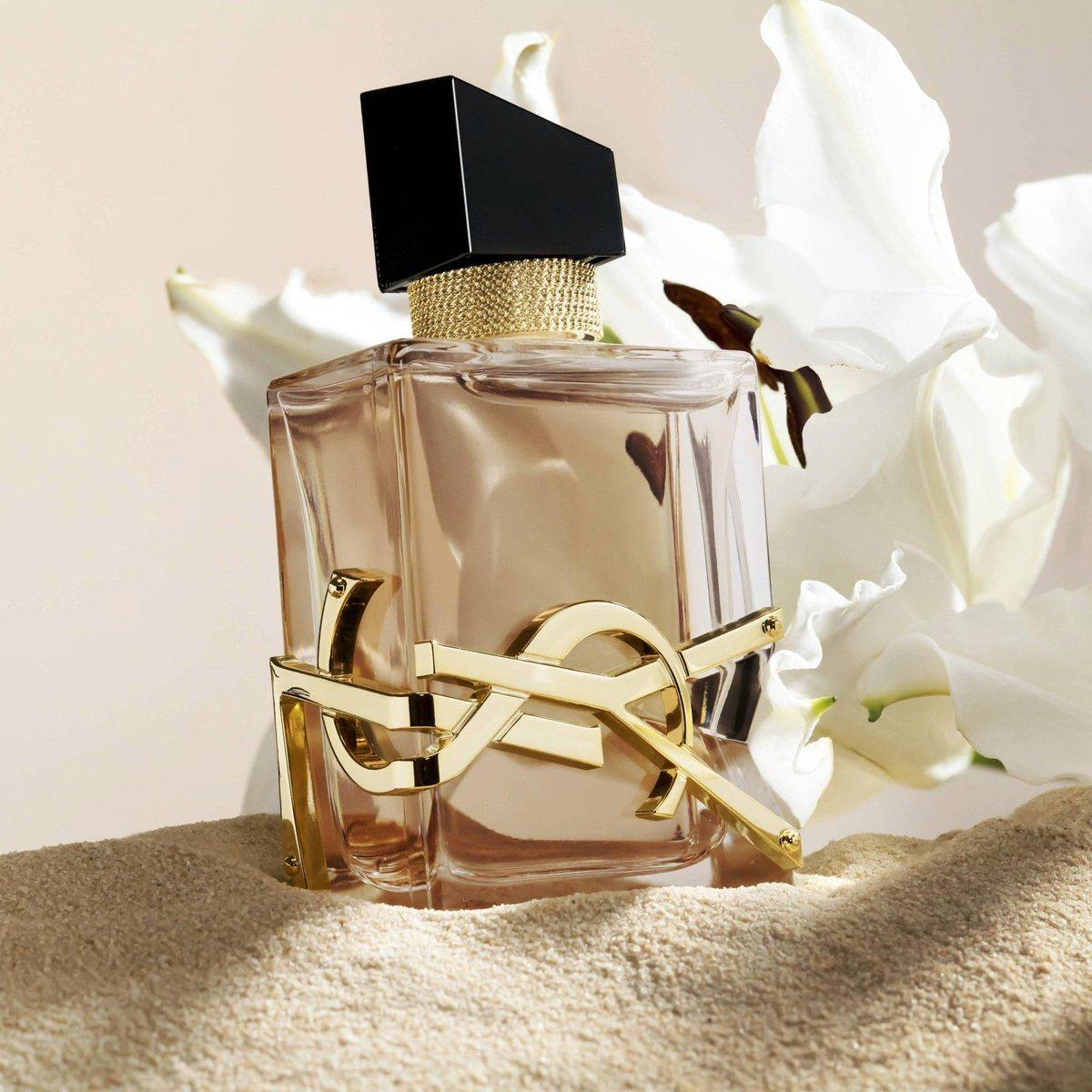 Yves Saint Laurent Libre Flowers & Flames Eau de Parfum Florale 50ml - Image 2